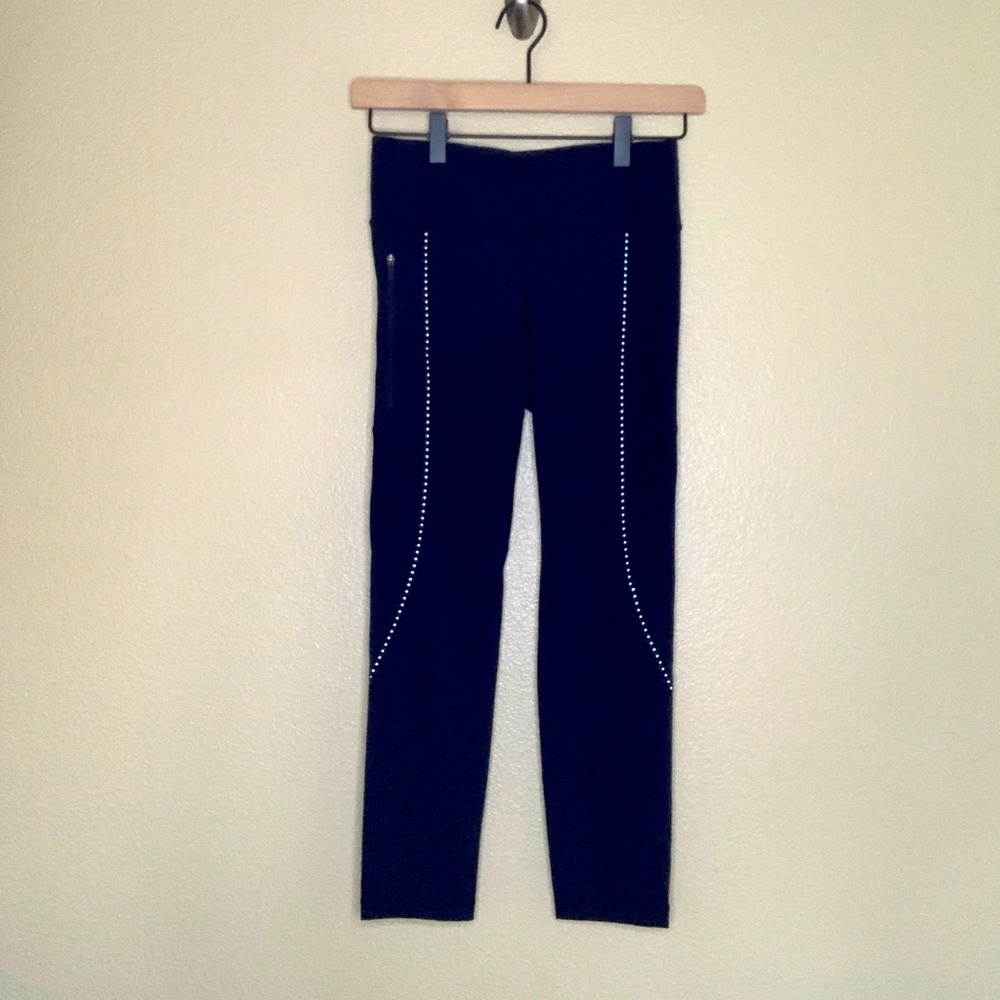 Lululemon 23” crop leggings size 4